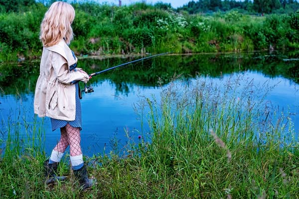 Secrets of Pond Fishing Revealed! - Summer Breeze USA RV Resorts